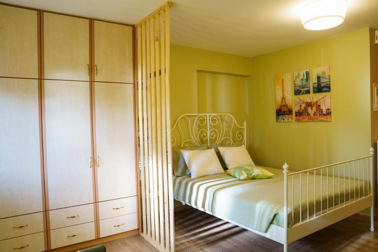 Yiannis Apartments 1 يانينة المظهر الخارجي الصورة